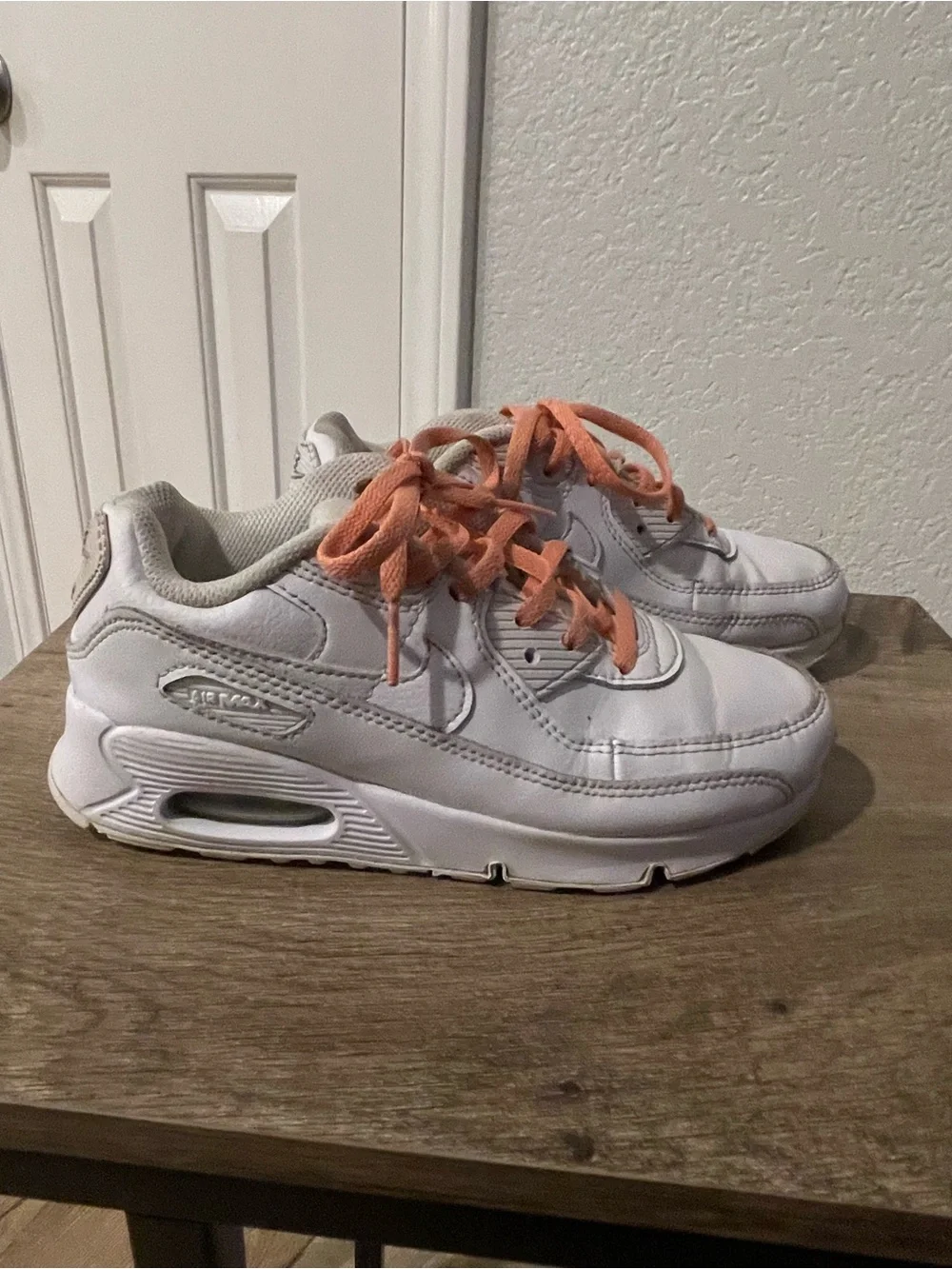 Airmax Nike White Kids Sneakers with Coral Laces